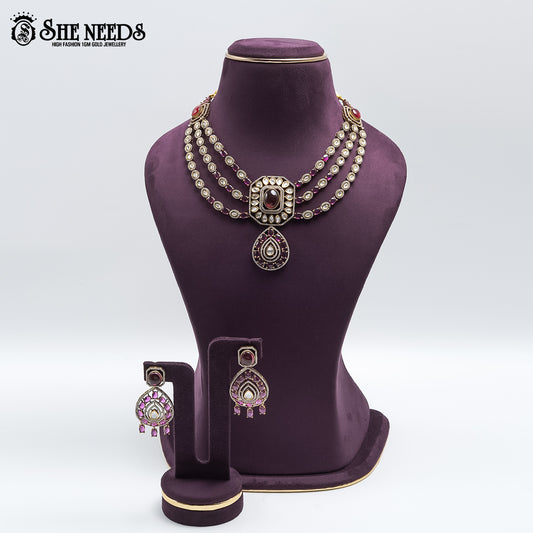 VICTORIAN SHORT NECKLACE