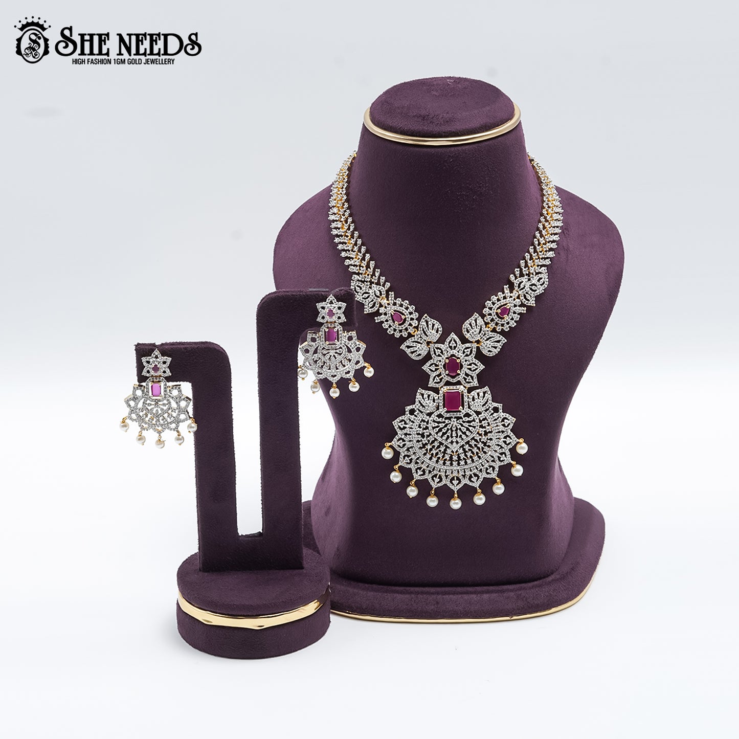 DMD SHORT NECKLACE