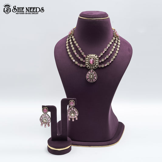 VICTORIAN SHORT NECKLACE