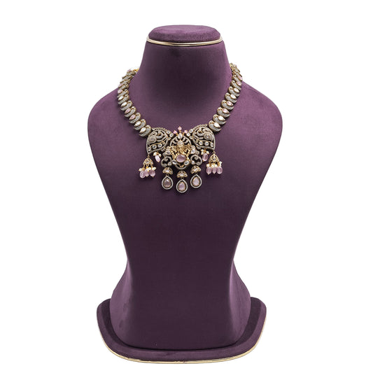 VICTORIAN SHORT NECKLACE