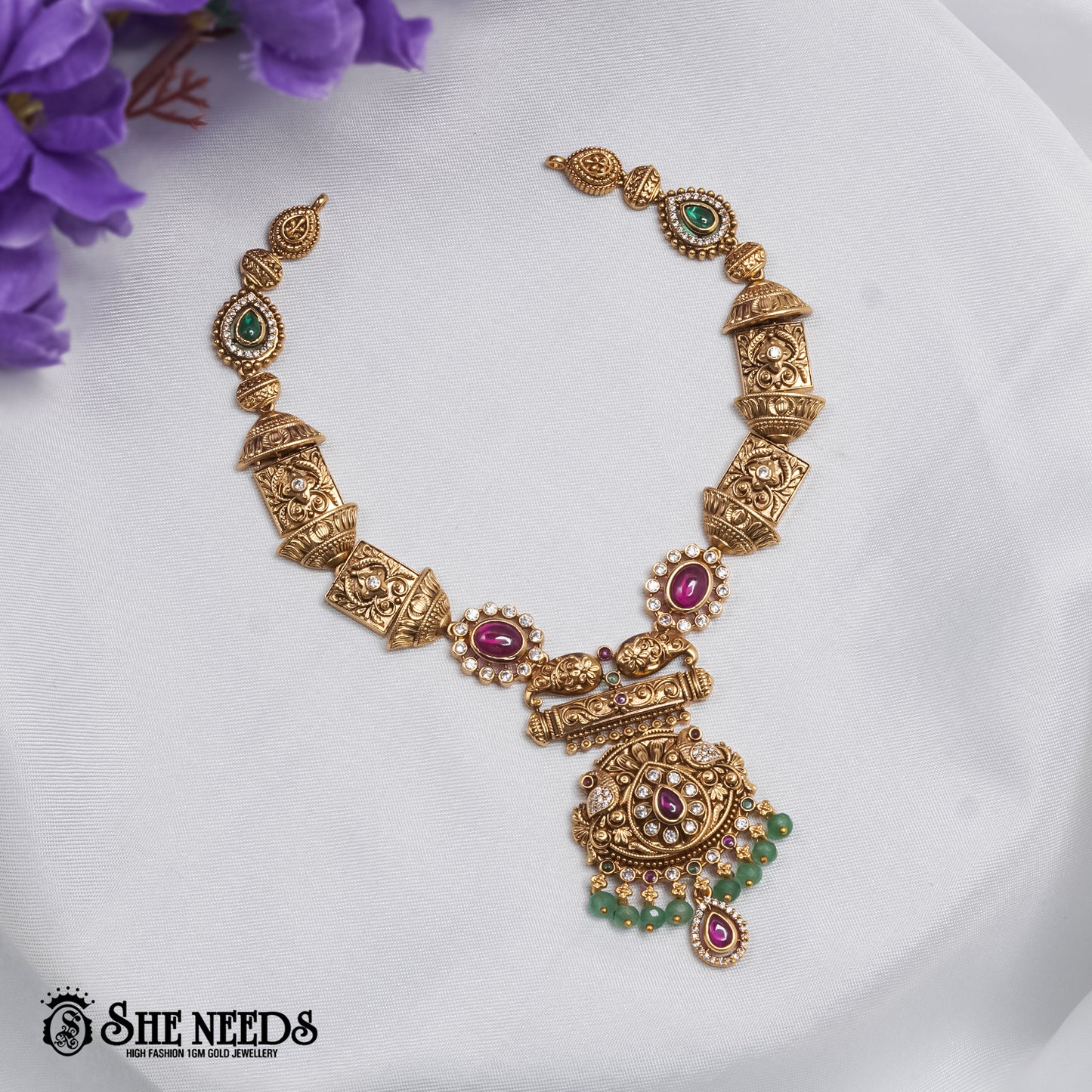 NAKSHI SHORT NECKLACE