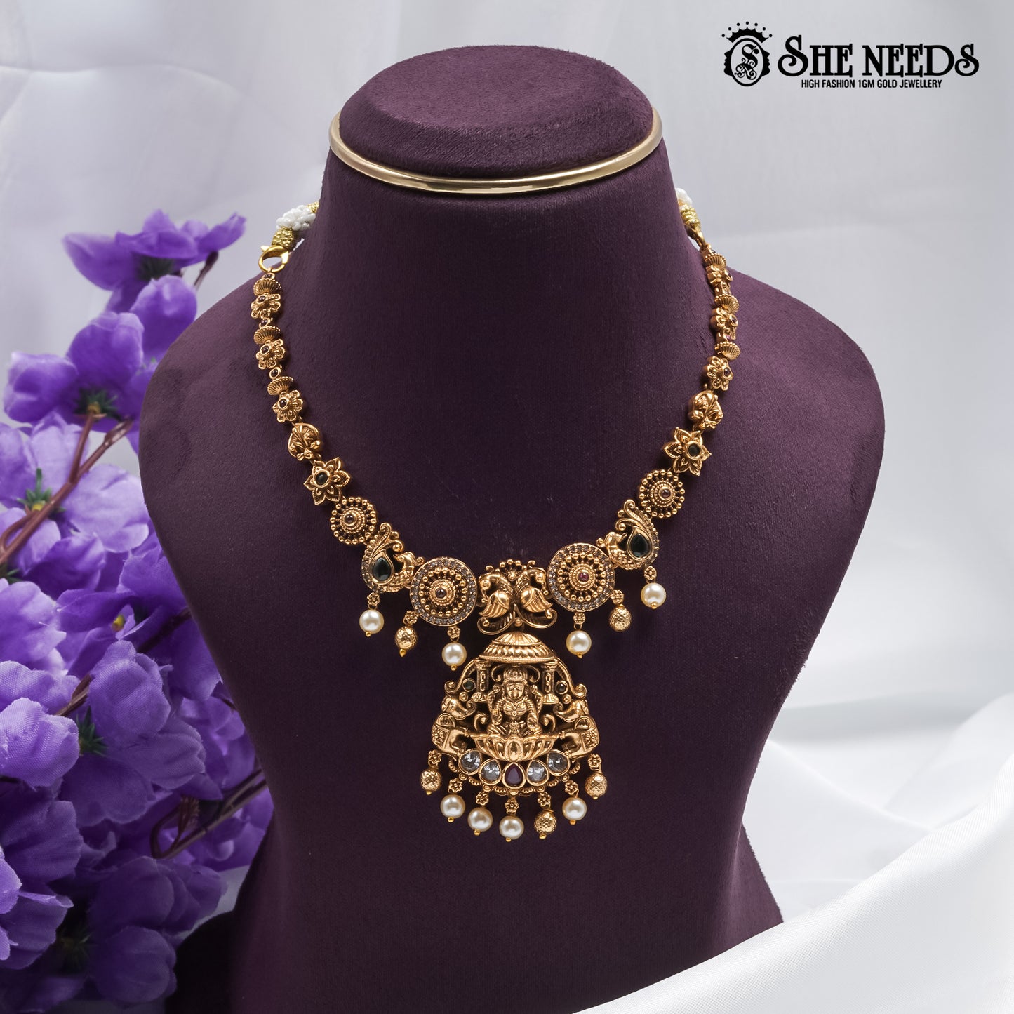 NAKSHI SHORT NECKLACE