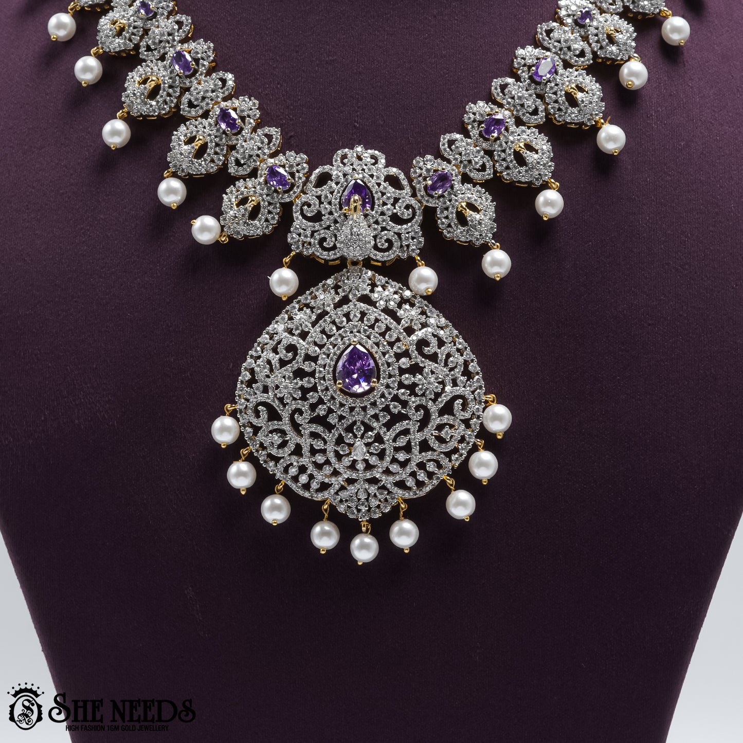 DIAMOND SHORT NECKLACE