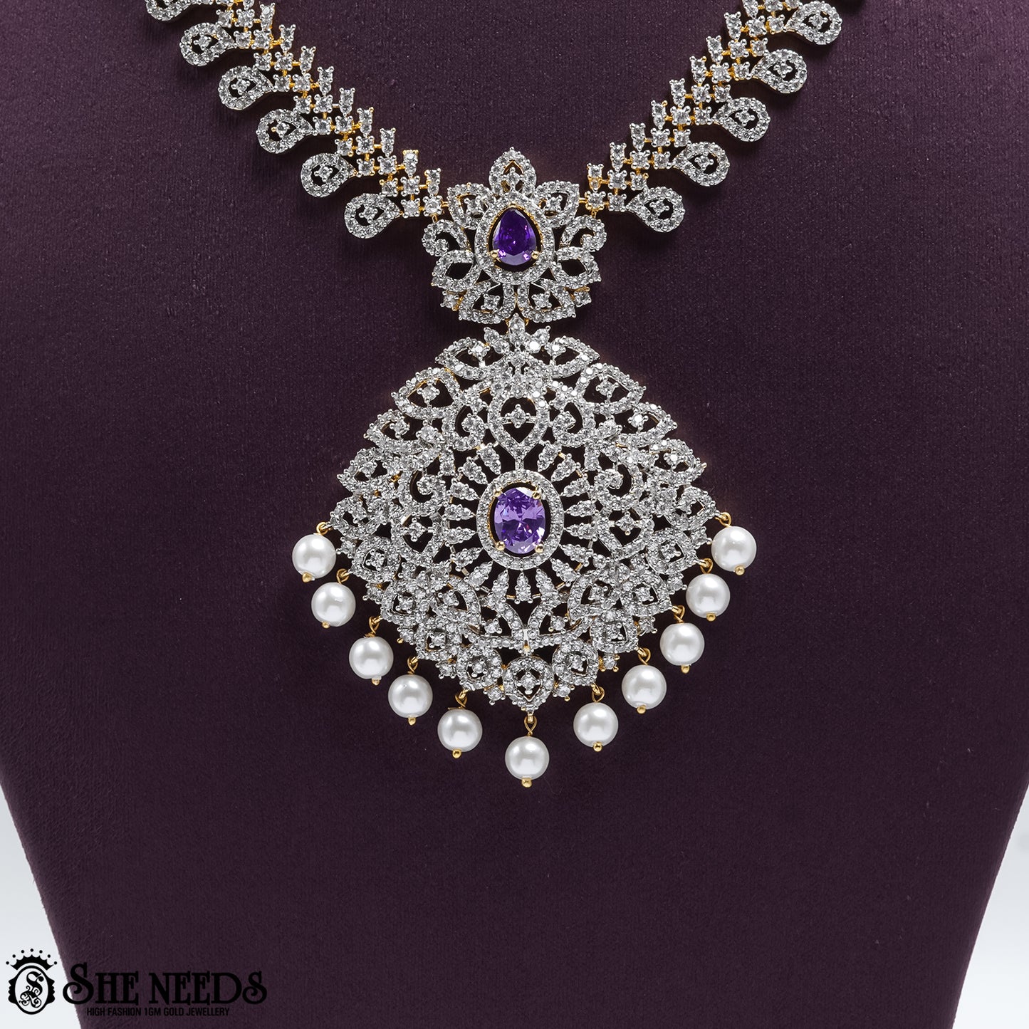 DIAMOND SHORT NECKLACE