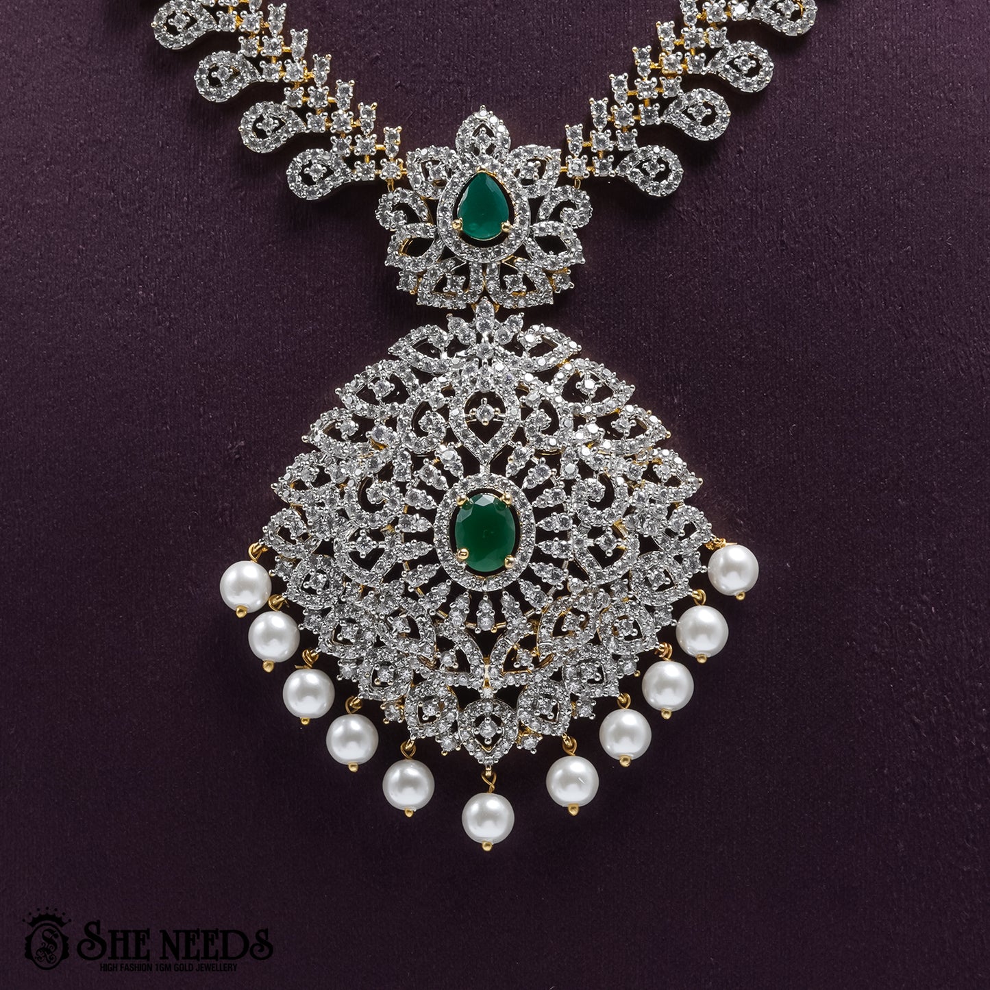 DIAMOND SHORT NECKLACE