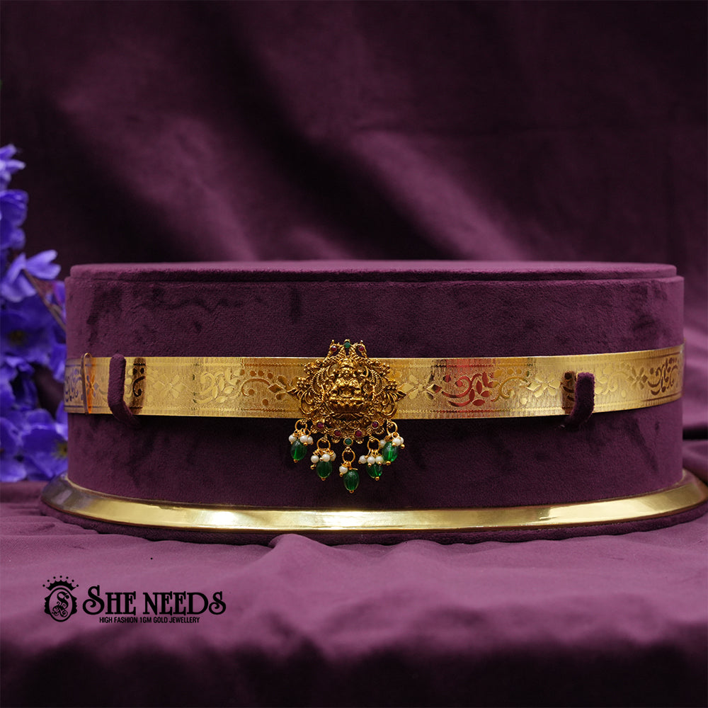 Mini Vaddanam with Central Lakshmi