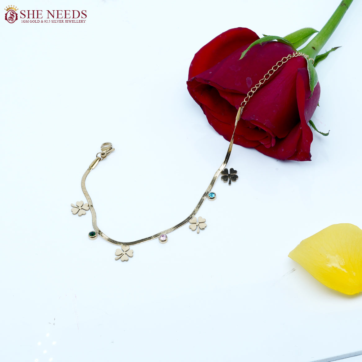 Lucky Flower Charm Gold Bracelet