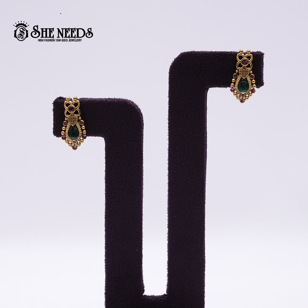 Traditional Green Drop Earrings & Necklace Set with Antique Gold Finish