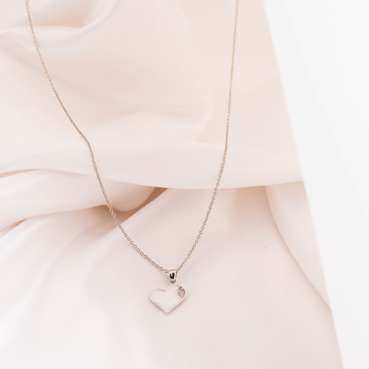 Silver Heart Pendant Chain Necklace