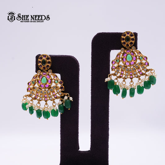 Kempu short necklace