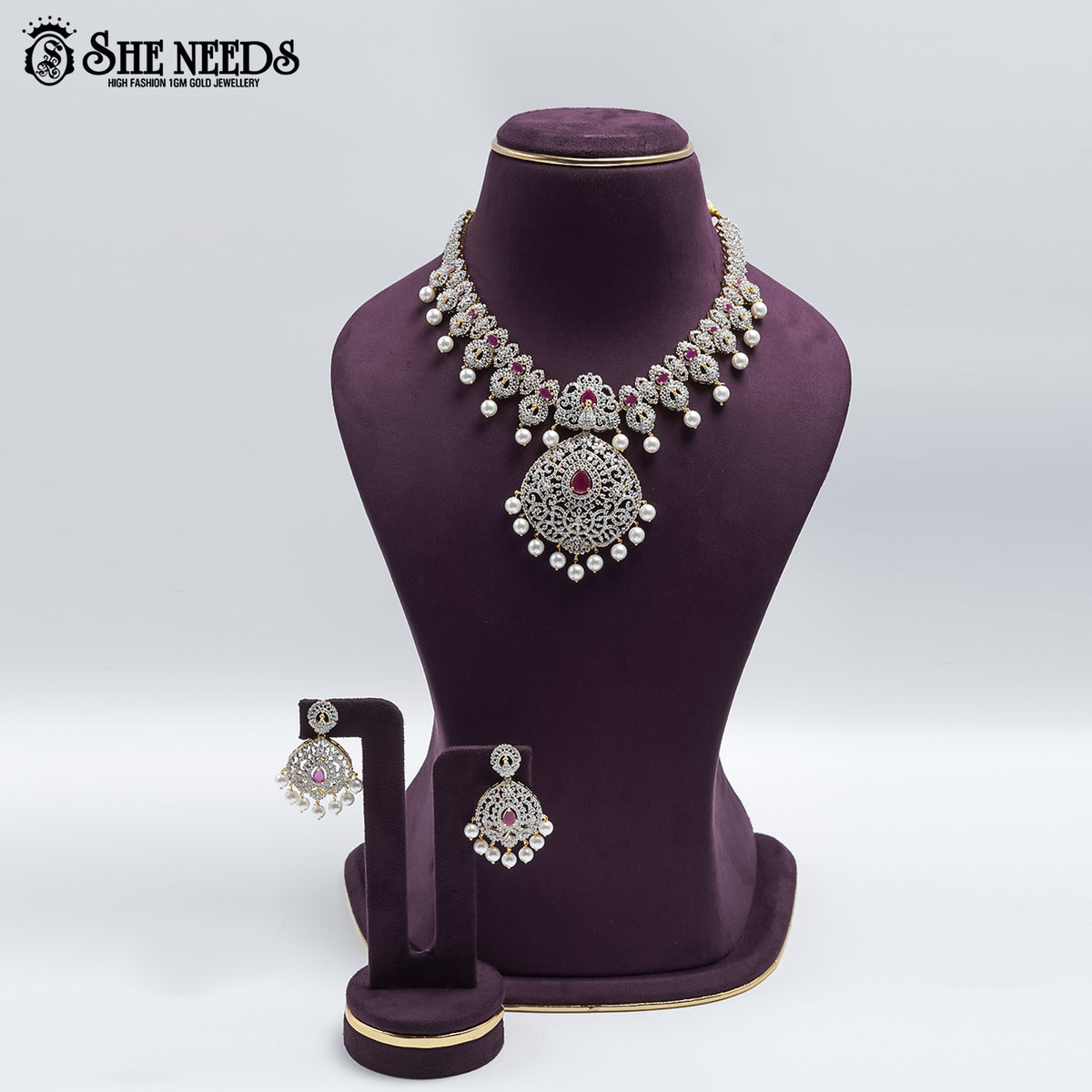 DIAMOND SHORT NECKLACE
