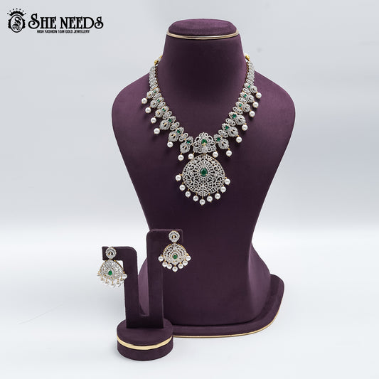 DMD SHORT NECKLACE