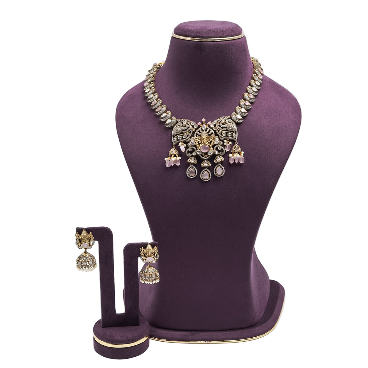 VICTORIAN SHORT NECKLACE