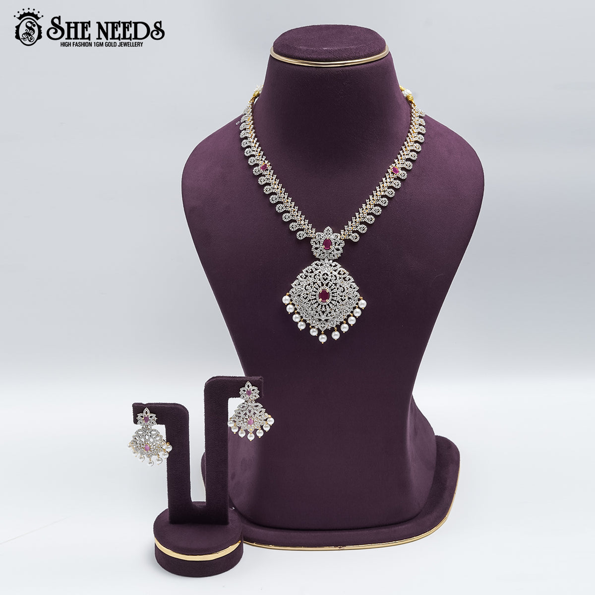 DIAMOND SHORT NECKLACE