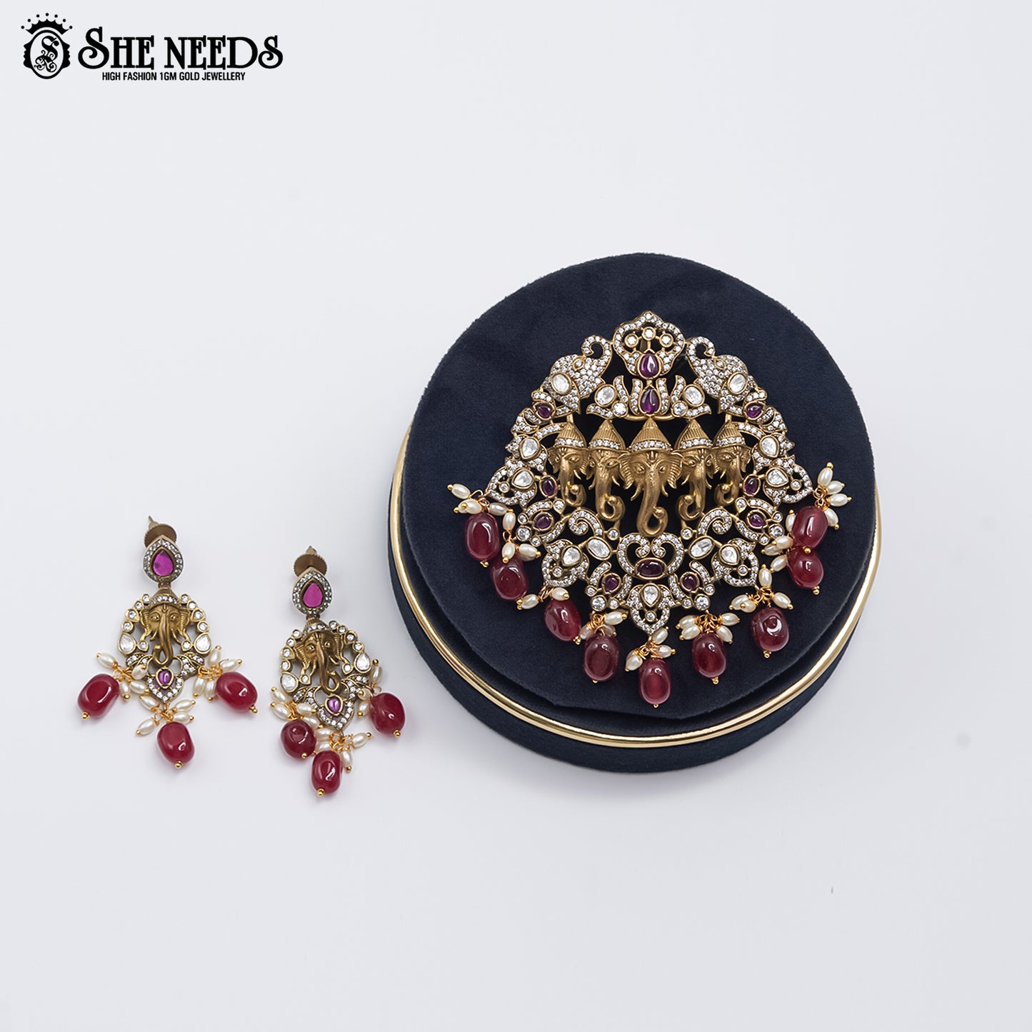 Ganesha Vicotorian Pendent