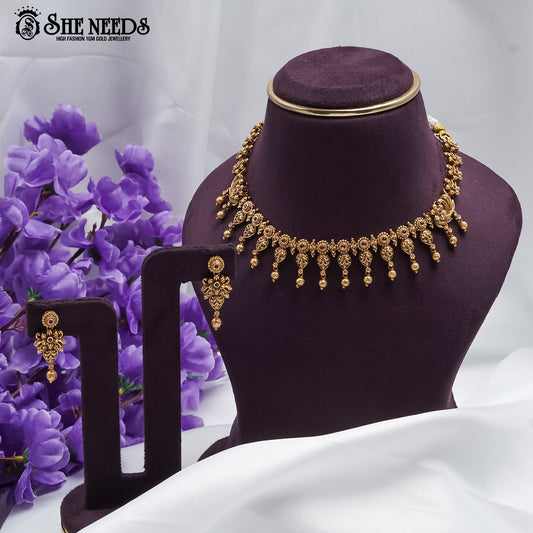 NAKSHI SHORT NECKLACE