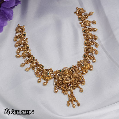 NAKSHI SHORT NECKLACE