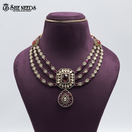 VICTORIAN SHORT NECKLACE