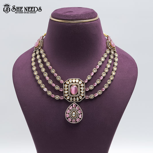 VICTORIAN SHORT NECKLACE