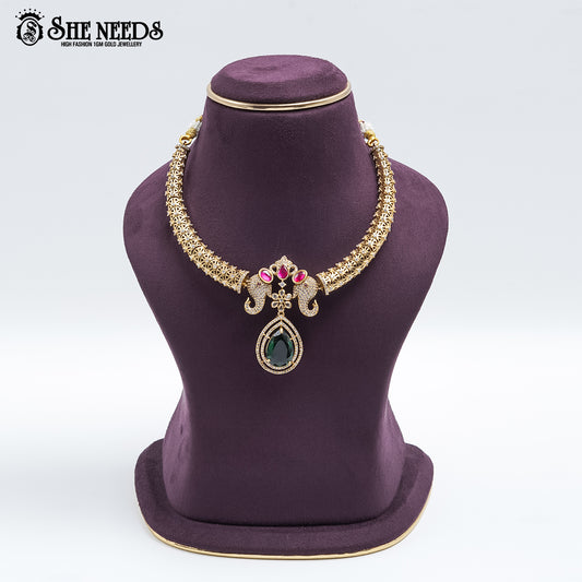 KANTEY SHORT NECKLACE