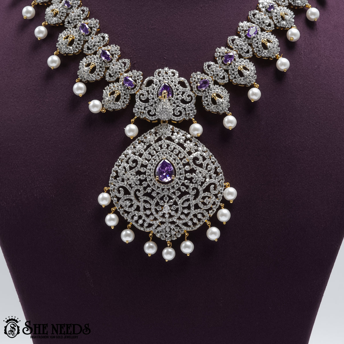 DIAMOND SHORT NECKLACE