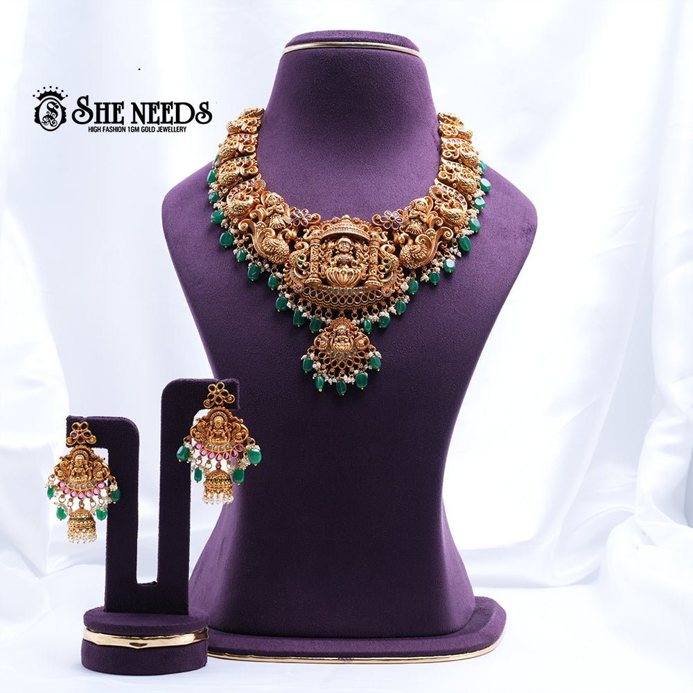 Lakshmi Jadau Set