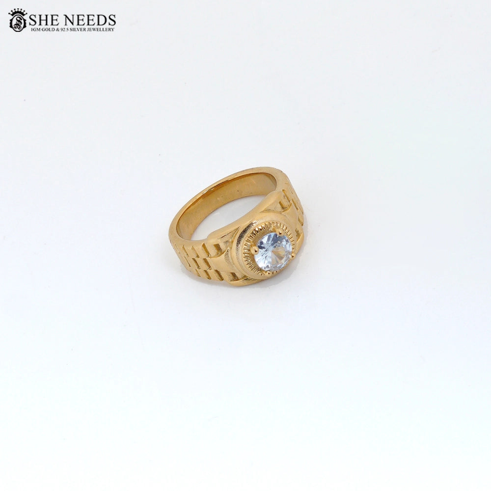 She Needs Jewellery men’s gold-tone ring with CZ stone