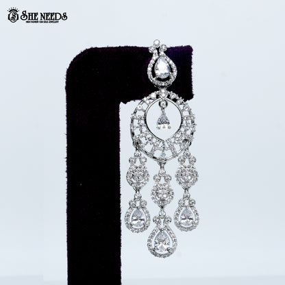 Royal cascade lattice rhodium silver statement necklace with drop design