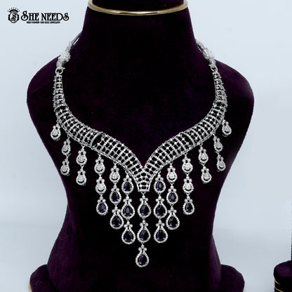 Royal cascade lattice rhodium silver statement necklace with drop design