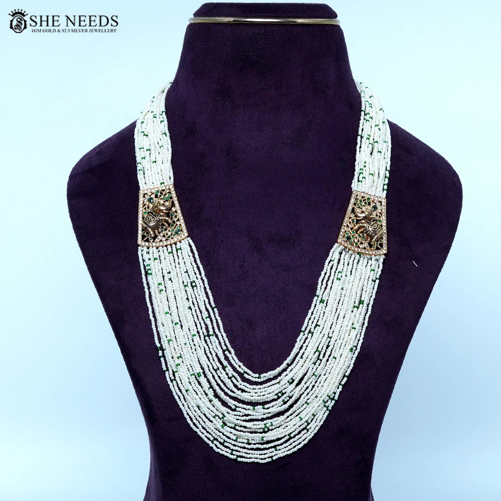 Cutting Pearl Green Beads Chain Necklace with Elephant Side Pendant