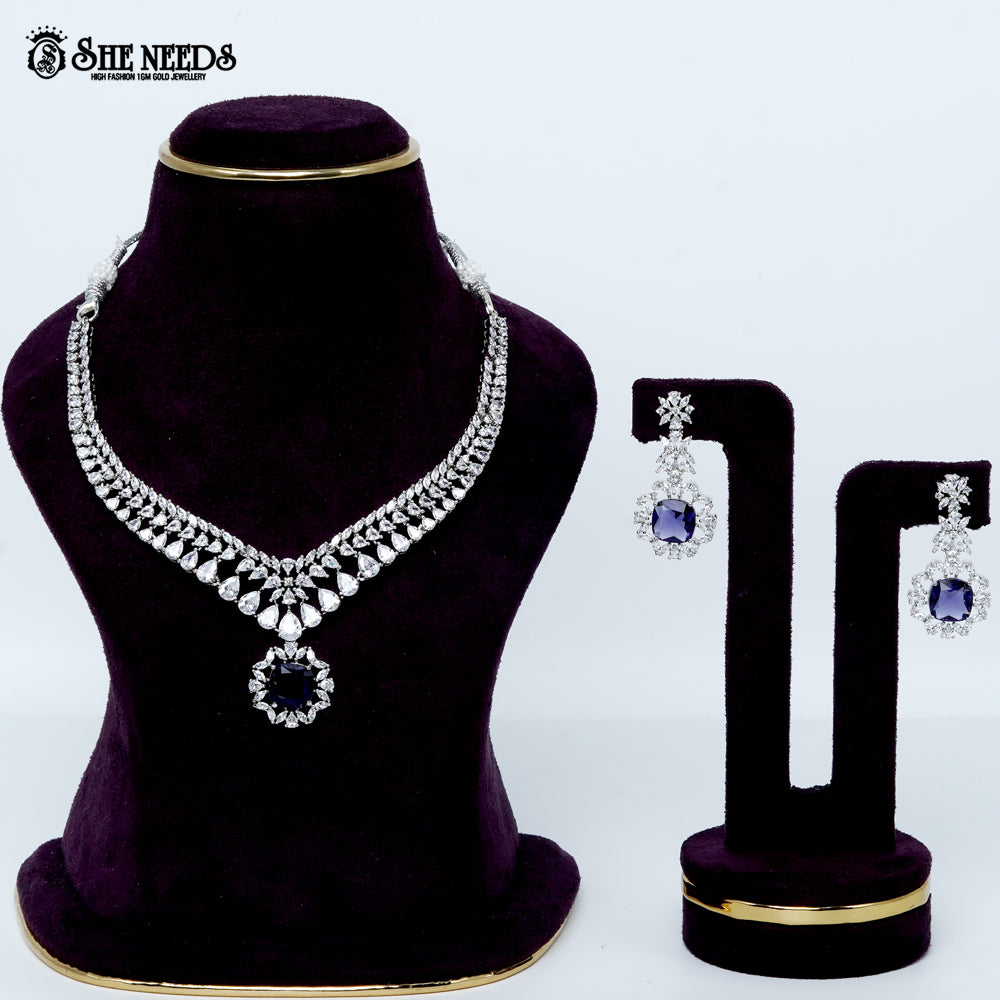 Regal Teardrop Heirloom Rhodium Silver Necklace
