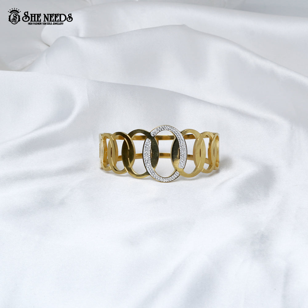 Gold Finish Oval Crystal Link Bracelet