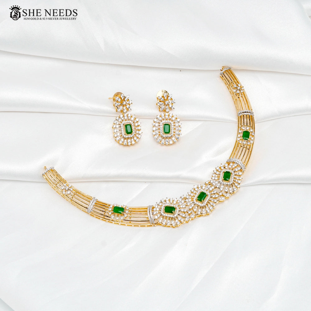 Emerald Green Diamond Kante Necklace
