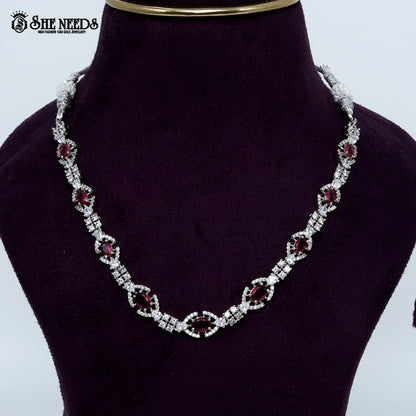Elegant oval link rhodium silver necklace with refined statement design