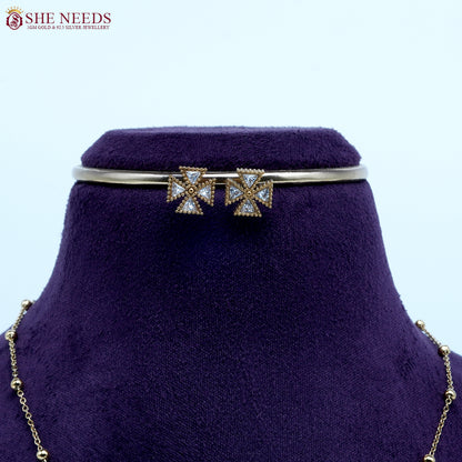 Star Flower Gold Necklace