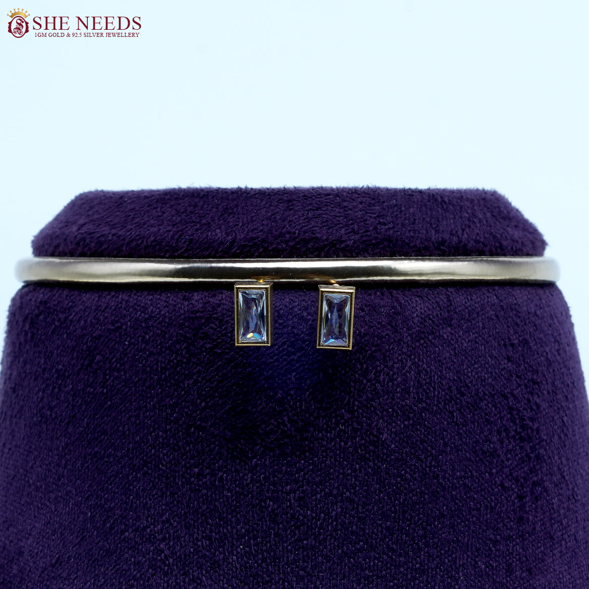 Square Curve Gold Necklace