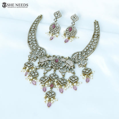 Emerald Glow Temple Necklace Set