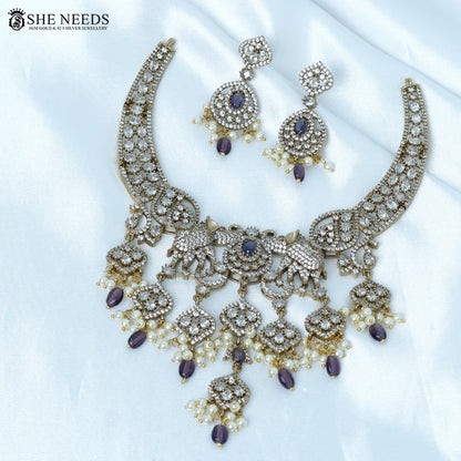 Emerald Glow Temple Necklace Set