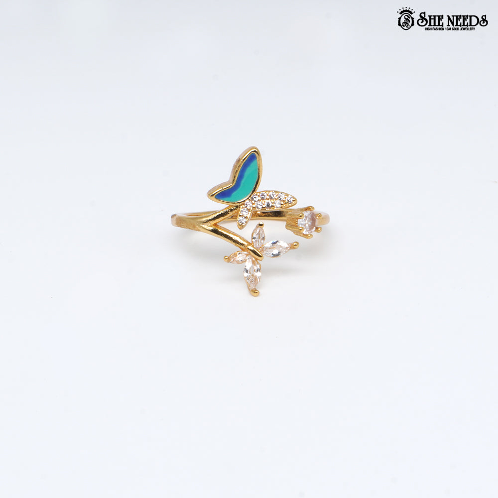 Golden Bloom Crystal Floral Ring