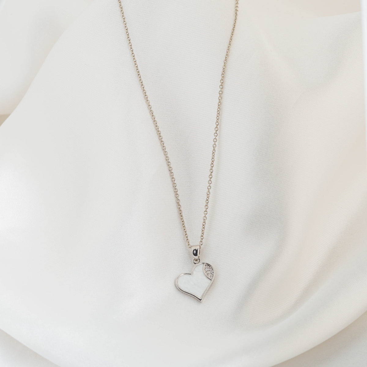Silver Heart Pendant Chain Necklace