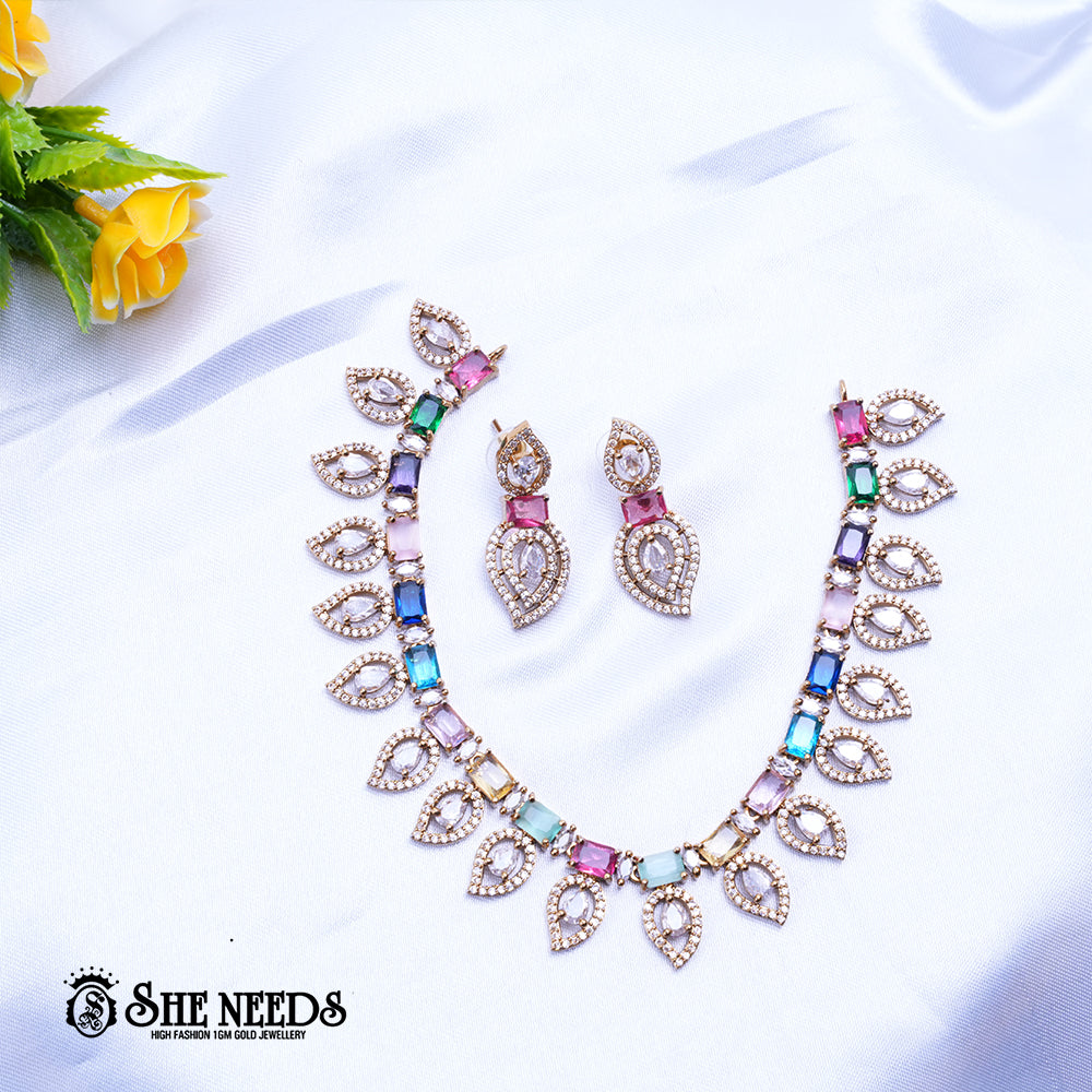 Cluster Necklace Set