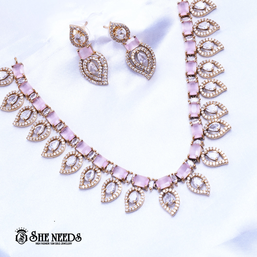 Cluster Necklace Set