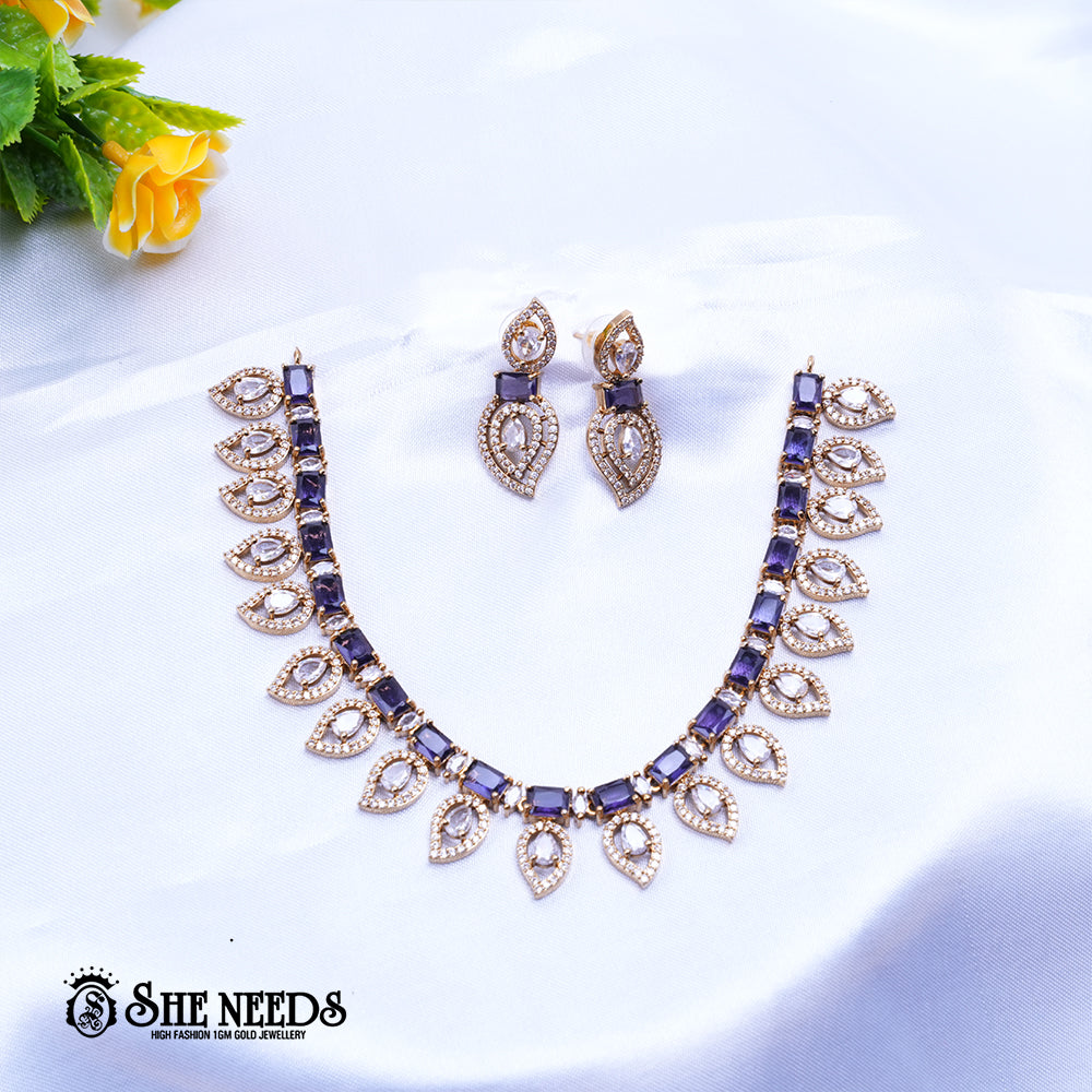 Cluster Necklace Set