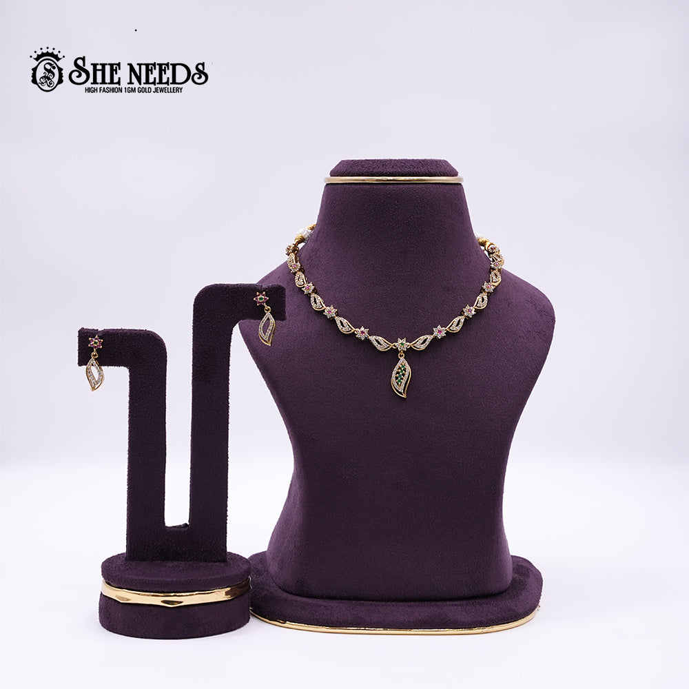 MAT SHORT NECKLACE