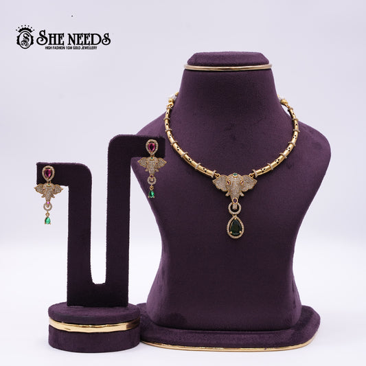 Kanti short necklace