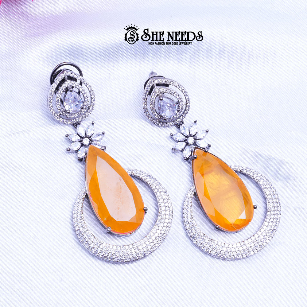 CRESENT DROP EARINGS