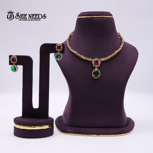 Kanti short necklace